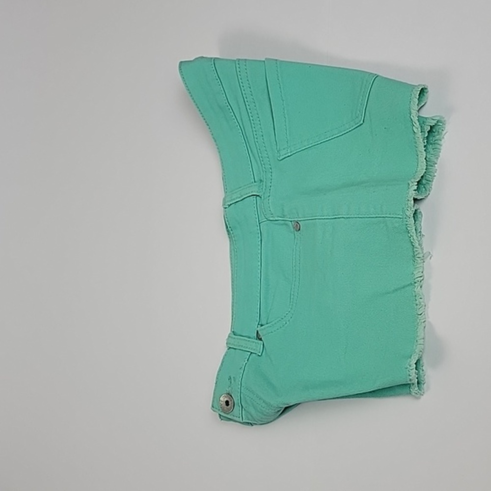 Women's Refuse Jean Shorts